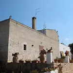Bioagriturismo Masseria Sciaiani Piccola Hotel *