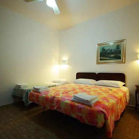 Otel Bioagriturismo Masseria Sciaiani Piccola Villa Castelli