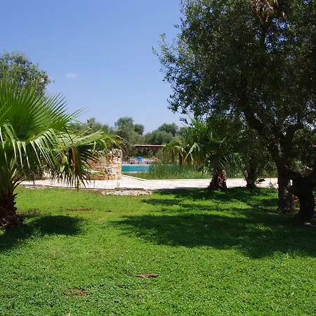 Bioagriturismo Masseria Sciaiani Piccola Otel *