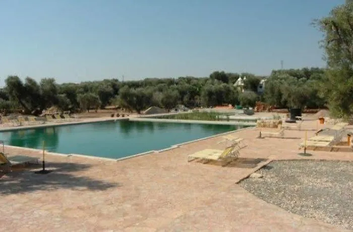 Bioagriturismo Masseria Sciaiani Piccola *